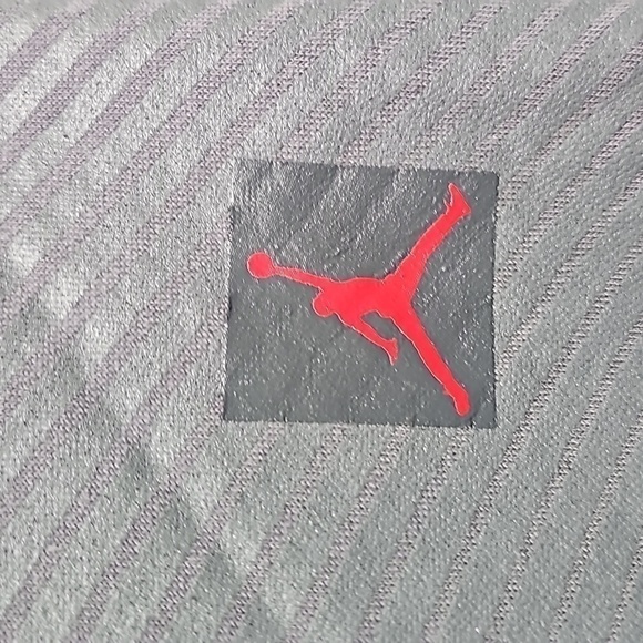 Jordan Gray Hoodie Kangaroo Pocket Pullover Size Large - Picture 3 of 6